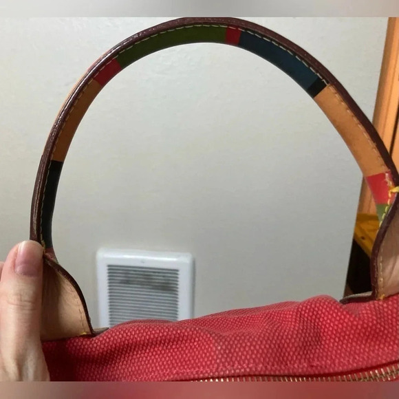 Rare Dooney & Bourke Vintage Small Red Canvas Duffle Bag with Leather Handles - Picture 10 of 16